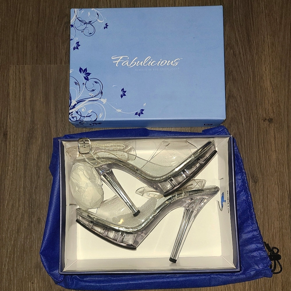 Fabulicious Clear Heels, Size 7.
